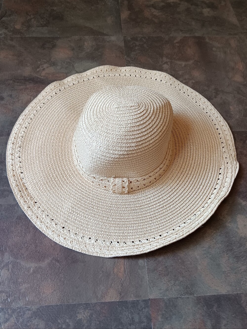 Old Money Summer Sun Shade Straw Beach Hat, 100% Paper, Cream Woven Wide Brim
